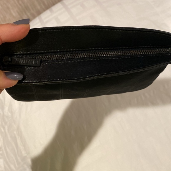 Authentic pouch - Picture 2 of 5